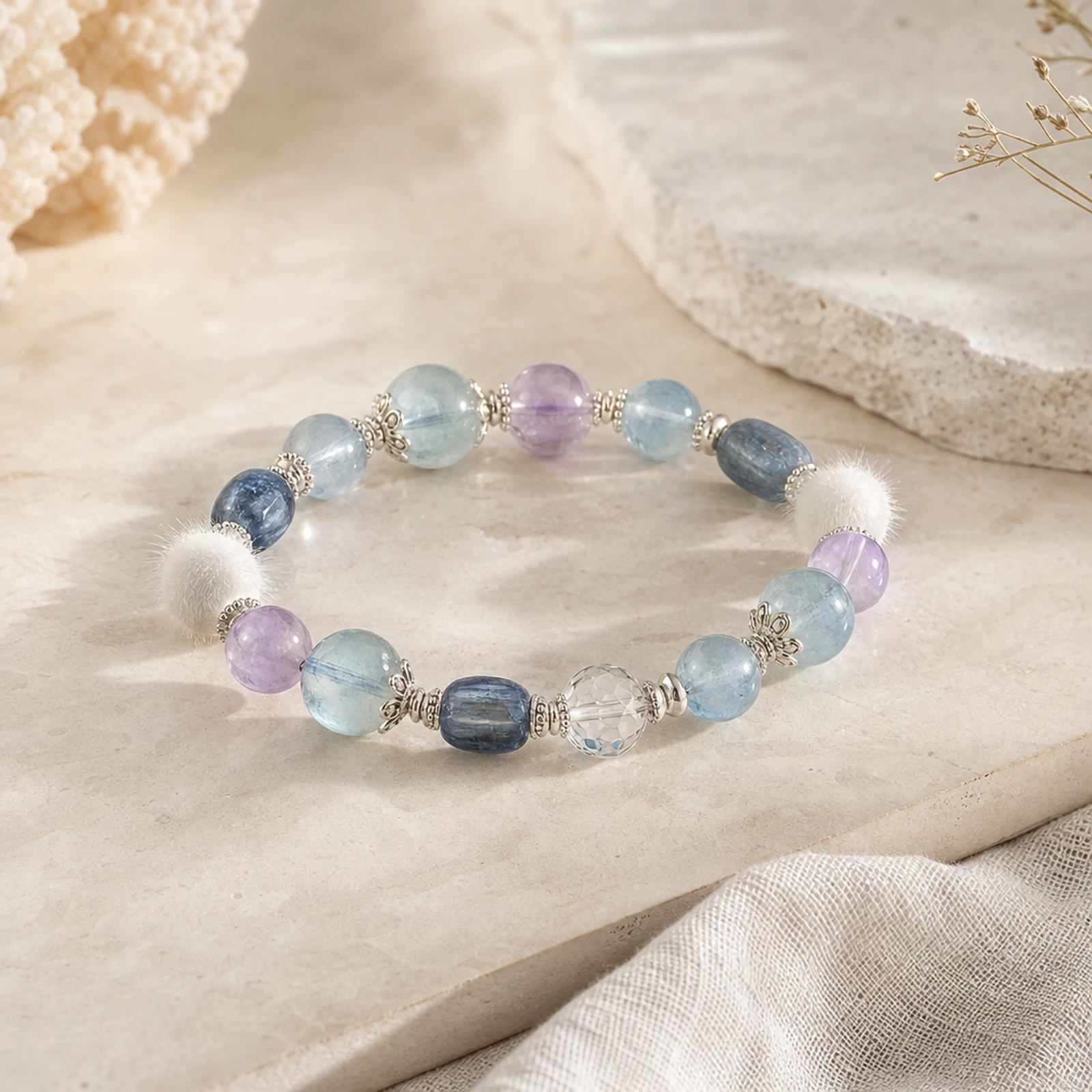 Aquamarine Topaz Bracelet alternate angle